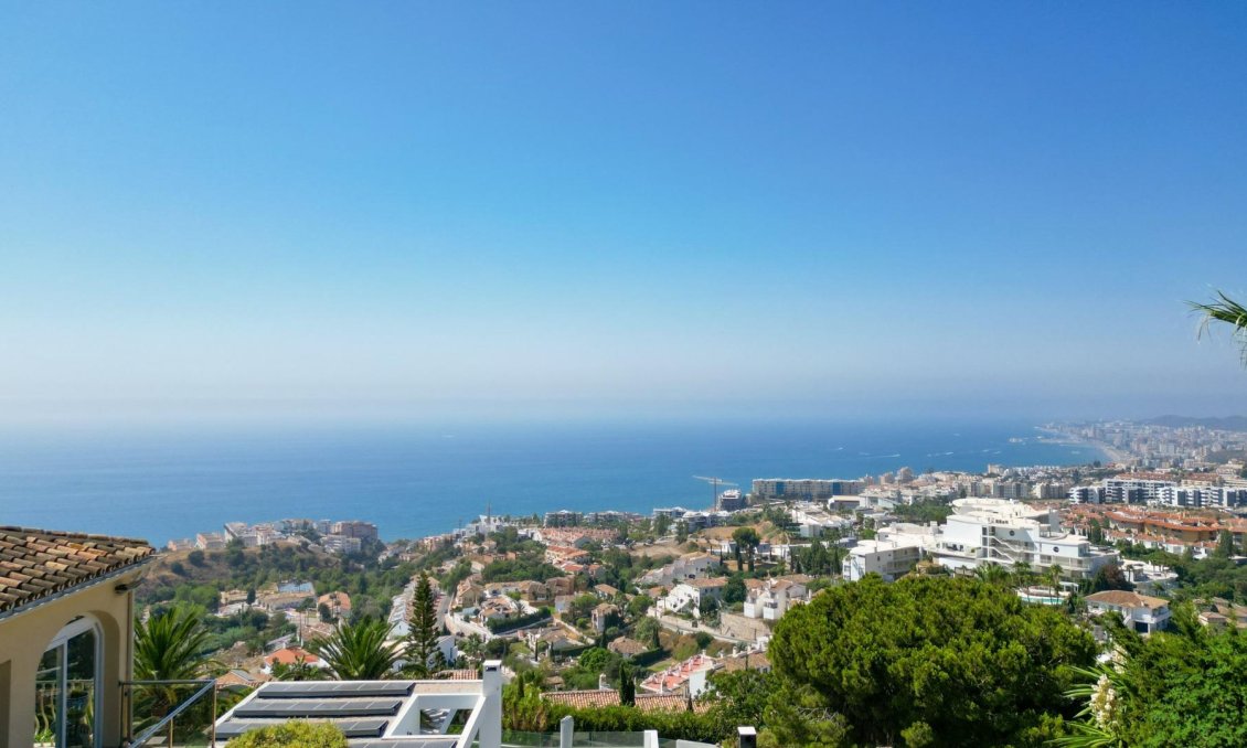 Neue Gebäude - Villa -
Benalmádena - La Capellanía