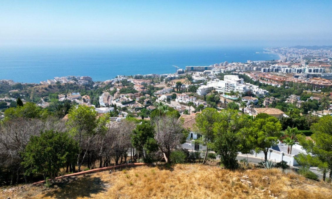 Neue Gebäude - Villa -
Benalmádena - La Capellanía