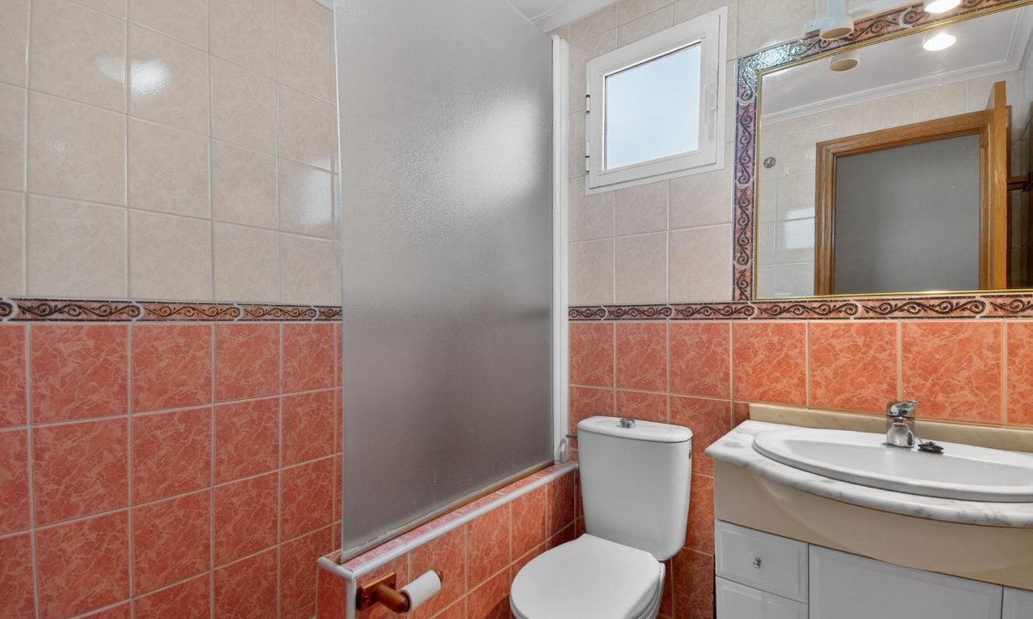 Wiederverkauf - Wohnung -
Torrevieja - PARQUE DE LAS NACIONES