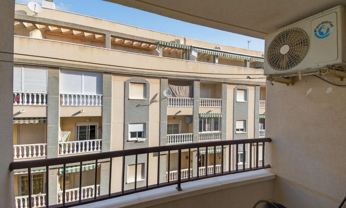 Wiederverkauf - Wohnung -
Torrevieja - PARQUE DE LAS NACIONES