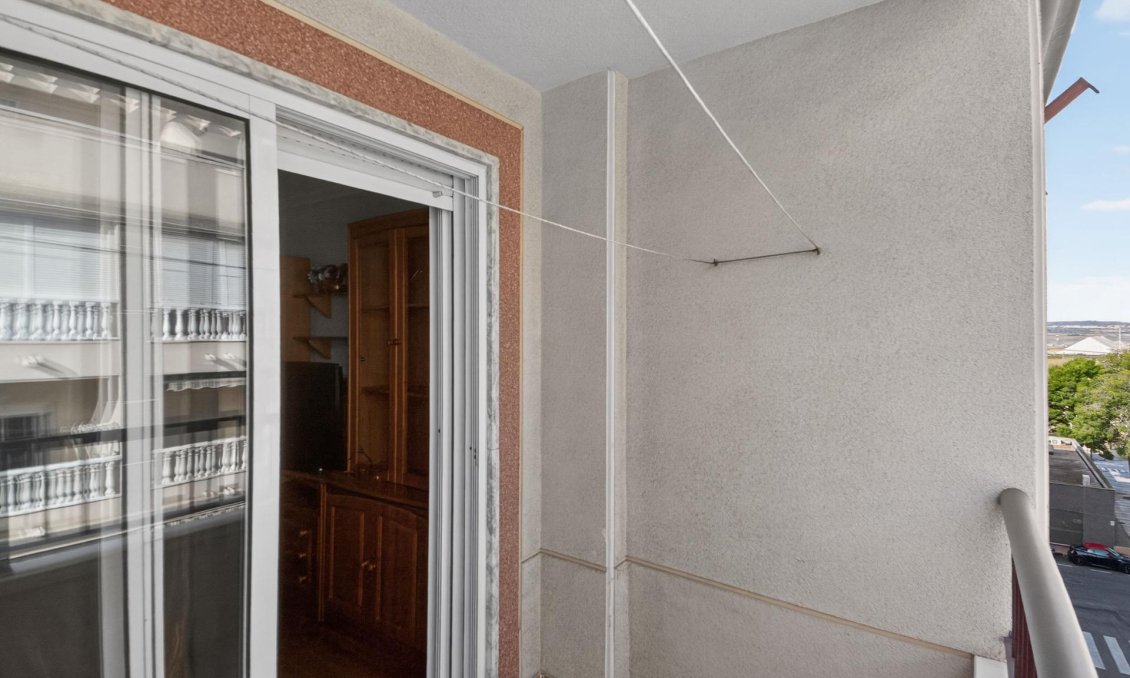 Wiederverkauf - Wohnung -
Torrevieja - PARQUE DE LAS NACIONES