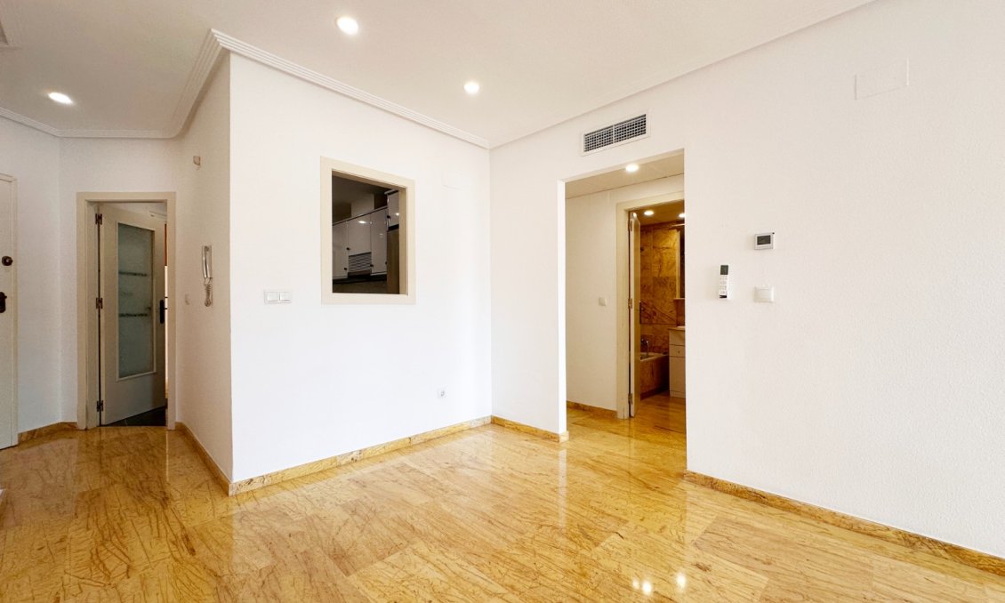 Segunda mano - Apartamento -
Orihuela Costa - Costa Blanca