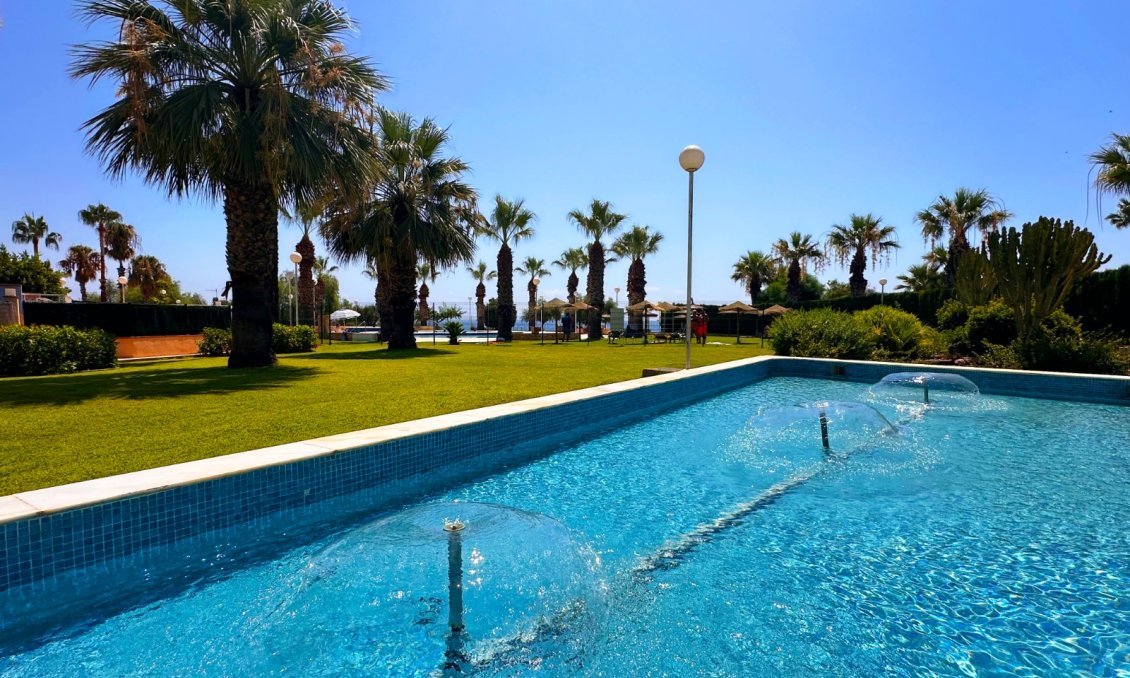 Segunda mano - Apartamento -
Orihuela Costa - Costa Blanca
