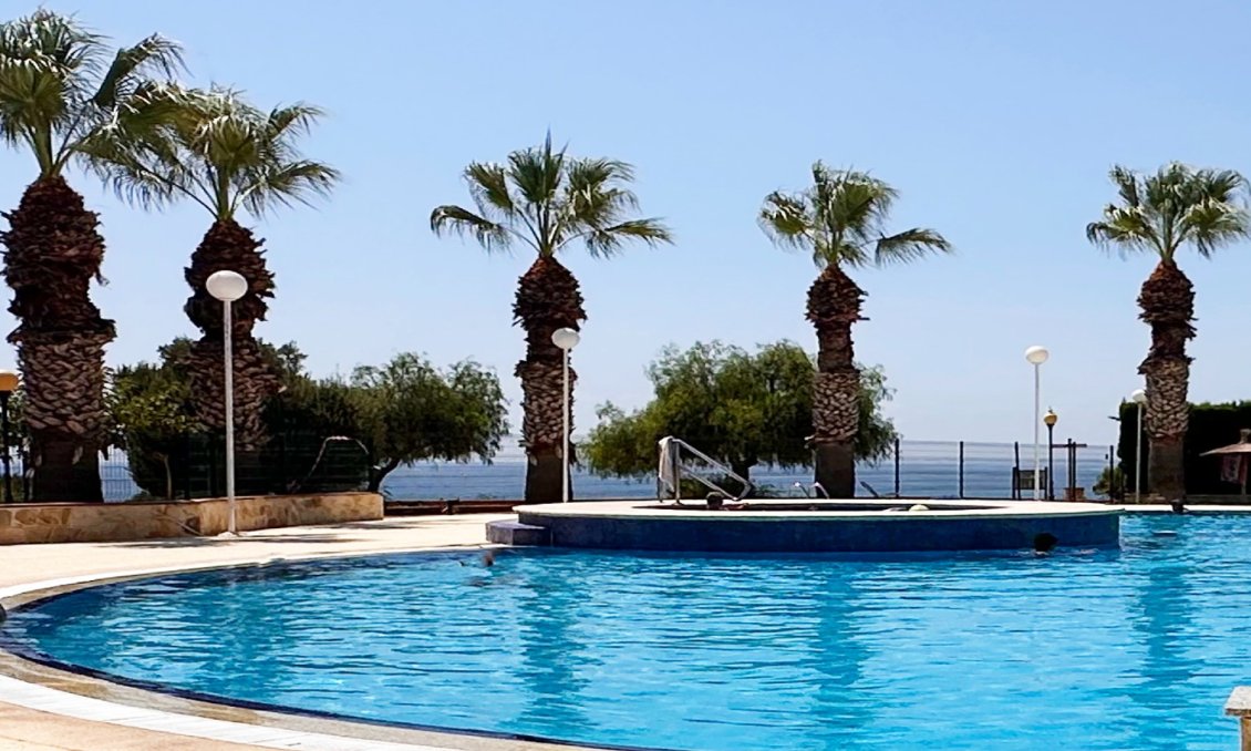 Segunda mano - Apartamento -
Orihuela Costa - Costa Blanca