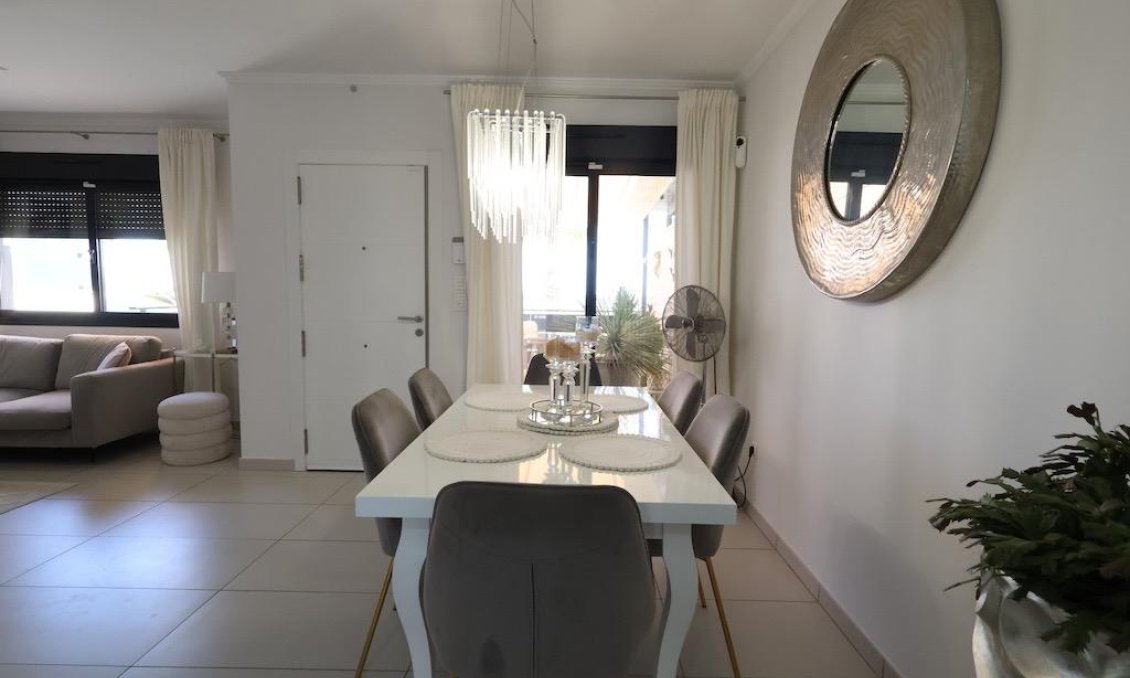 Wiederverkauf - Duplex -
Orihuela Costa - Costa Blanca