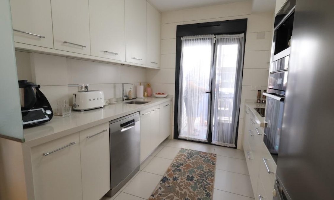Wiederverkauf - Duplex -
Orihuela Costa - Costa Blanca