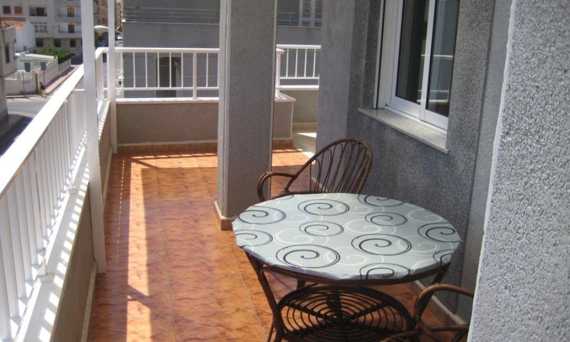 Revente - Appartement -
Torrevieja - Estacion De Autobuses