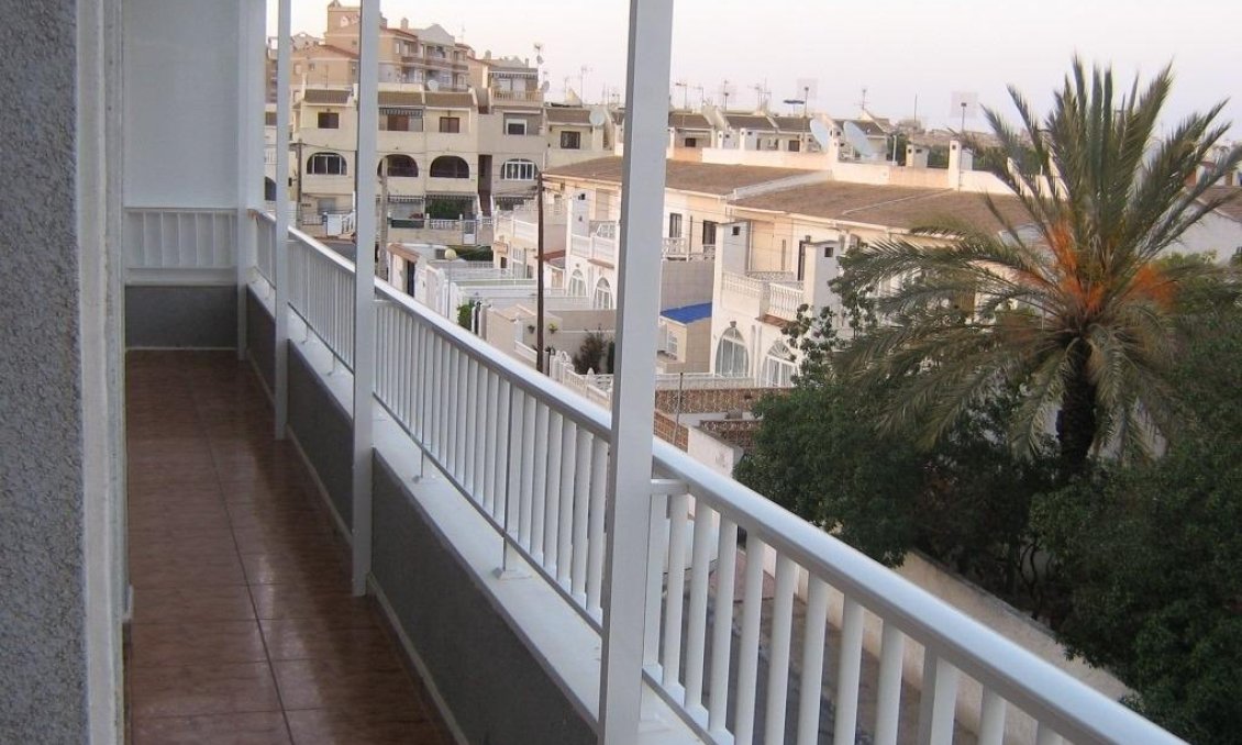Revente - Appartement -
Torrevieja - Estacion De Autobuses