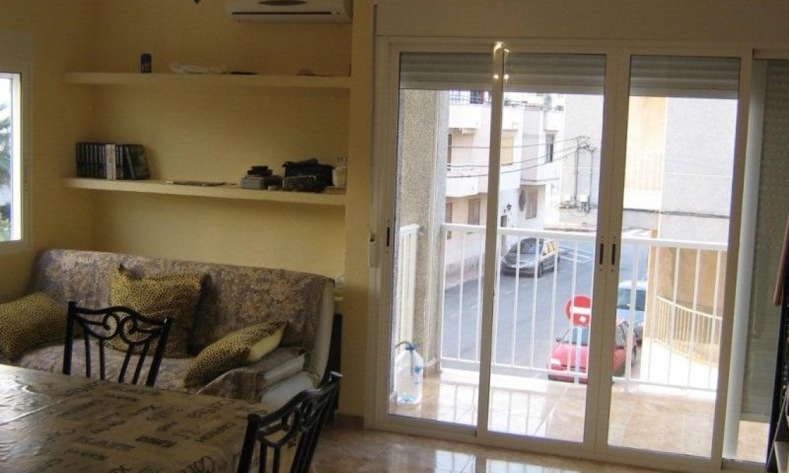 Revente - Appartement -
Torrevieja - Estacion De Autobuses