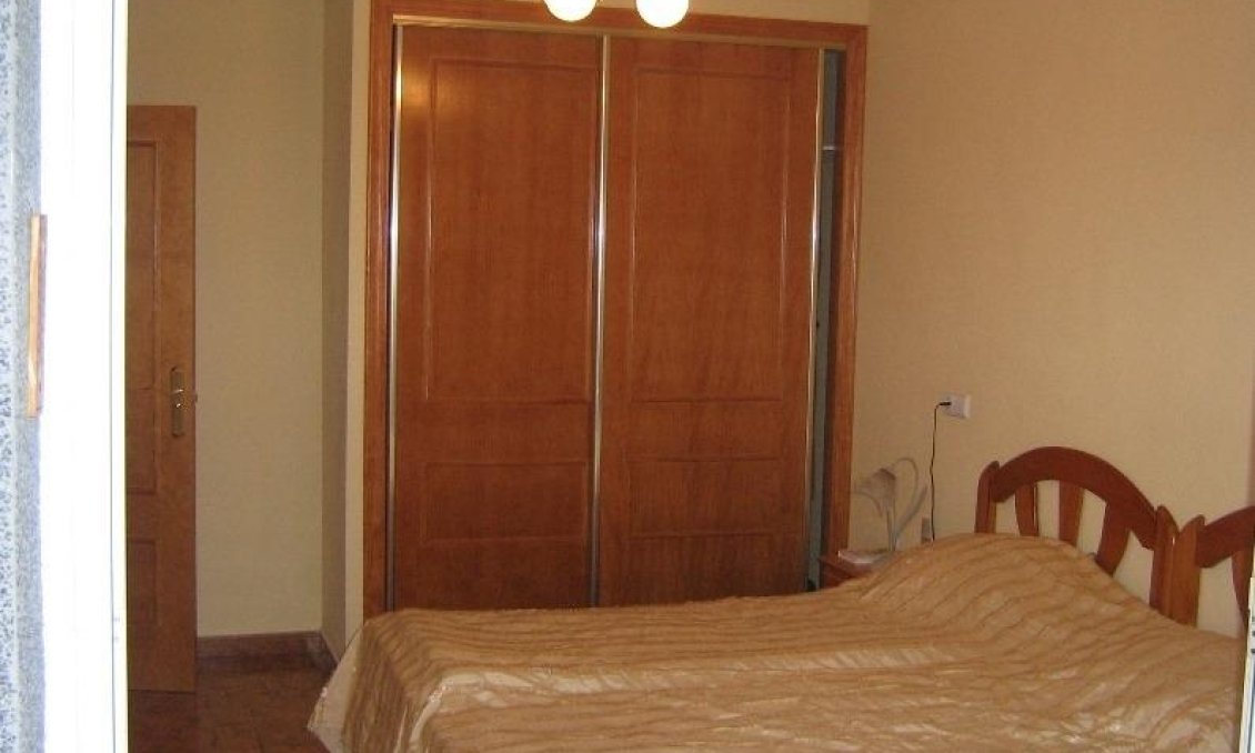 Revente - Appartement -
Torrevieja - Estacion De Autobuses