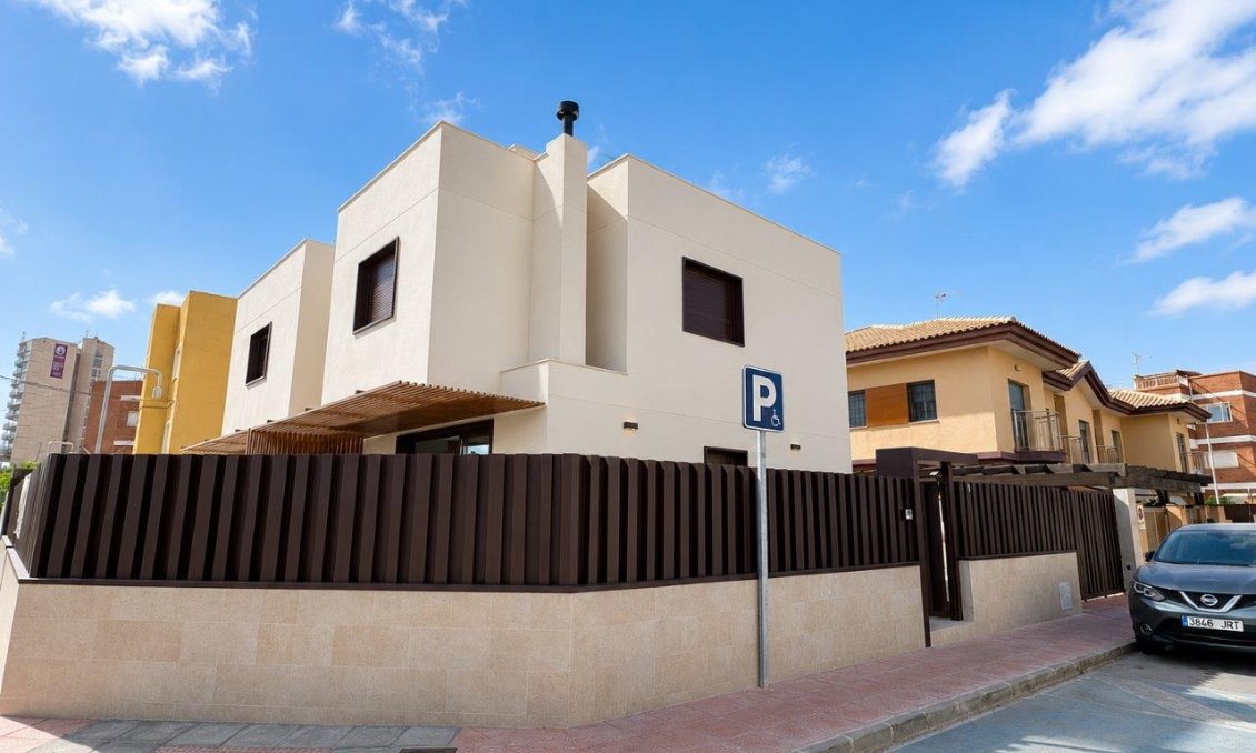 Resale - Villa -
Santiago de la Ribera - Costa Calida