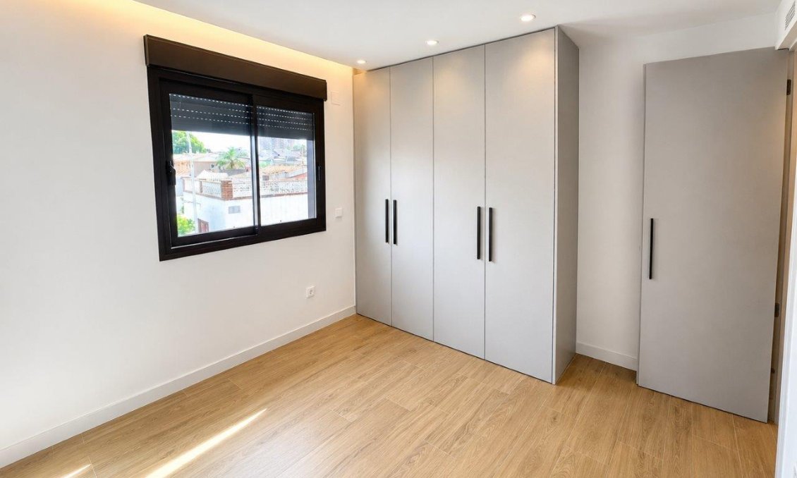 Resale - Villa -
Santiago de la Ribera - Costa Calida