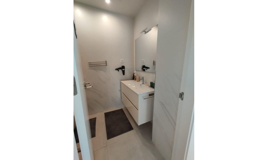 Resale - Apartment -
Orihuela Costa - Los Dolses