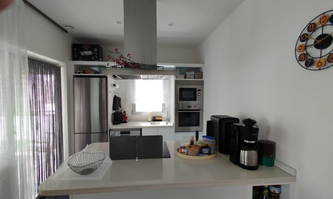 Resale - Apartment -
Orihuela Costa - Los Dolses
