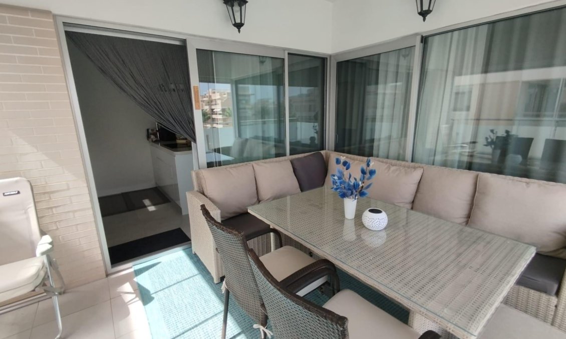 Resale - Apartment -
Orihuela Costa - Los Dolses
