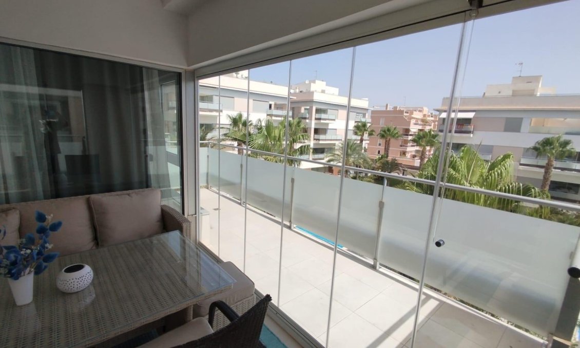 Resale - Apartment -
Orihuela Costa - Los Dolses