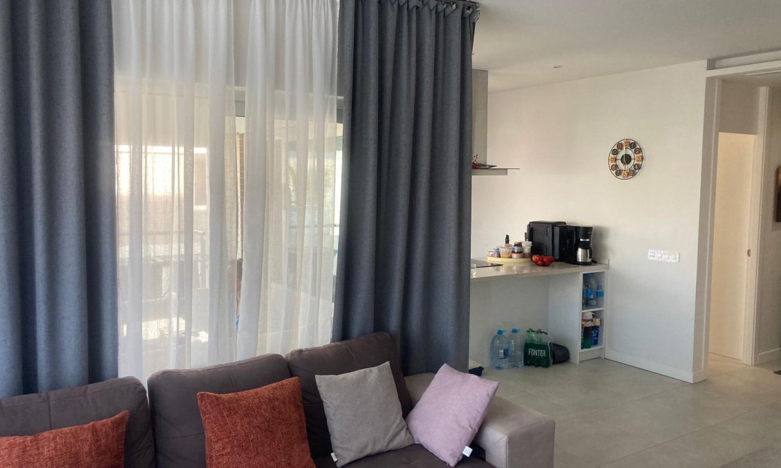 Resale - Apartment -
Orihuela Costa - Los Dolses
