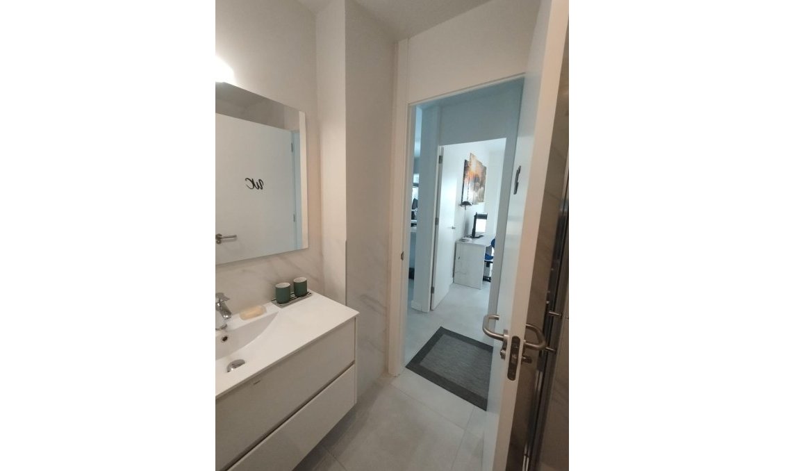Resale - Apartment -
Orihuela Costa - Los Dolses
