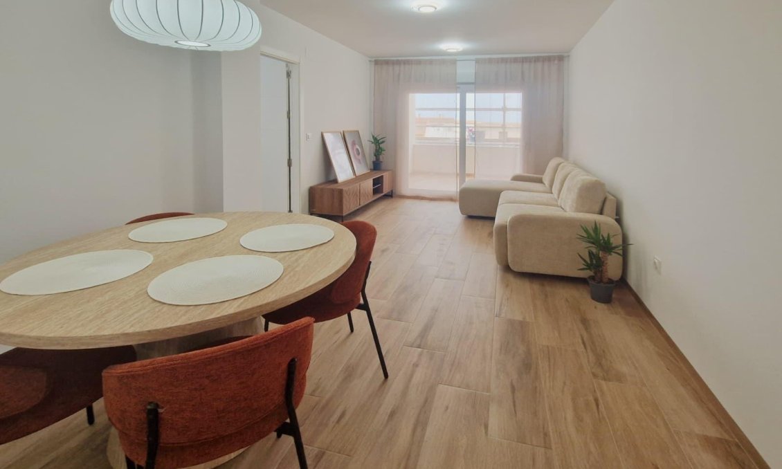Használt Ingatlanok - Apartman -
San Fulgencio - Centrum