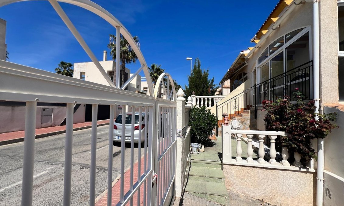 Resale - Townhouse -
Torrevieja - Torre La Mata