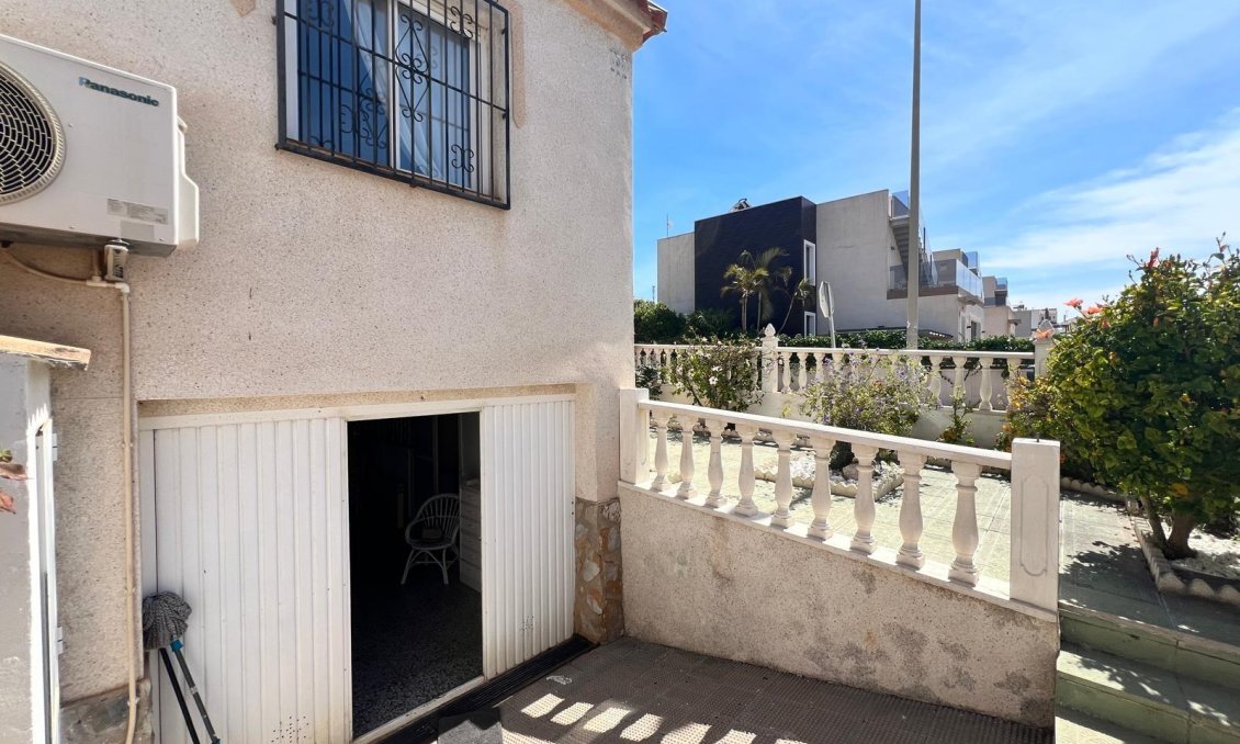 Resale - Townhouse -
Torrevieja - Torre La Mata