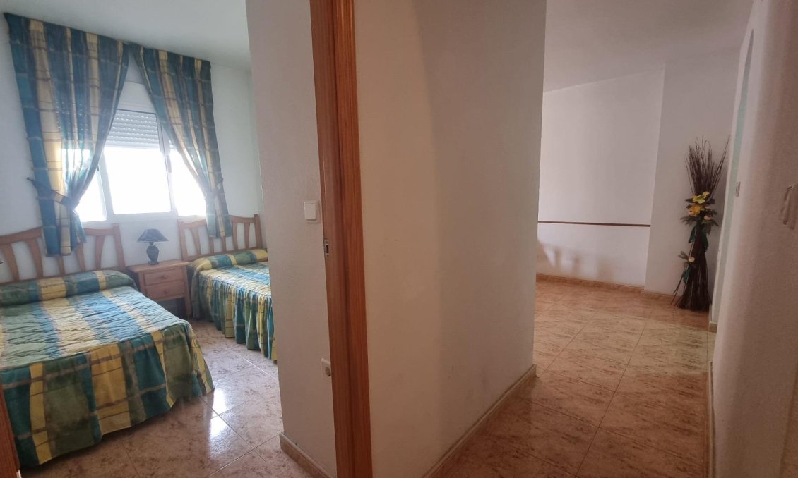 Segunda mano - Apartamento -
Torrevieja - Centro