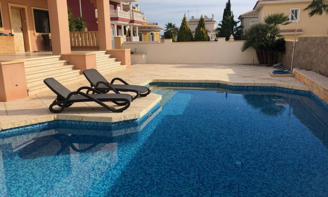 Használt Ingatlanok - Villa -
Ciudad Quesada - Costa Blanca