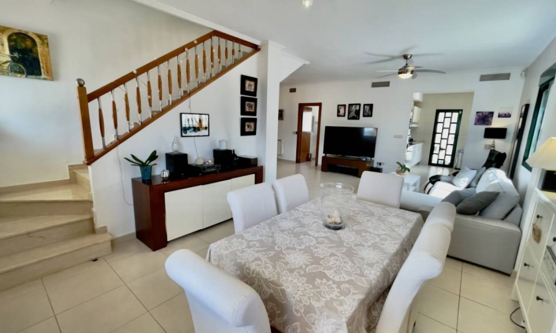 Használt Ingatlanok - Villa -
Ciudad Quesada - Costa Blanca