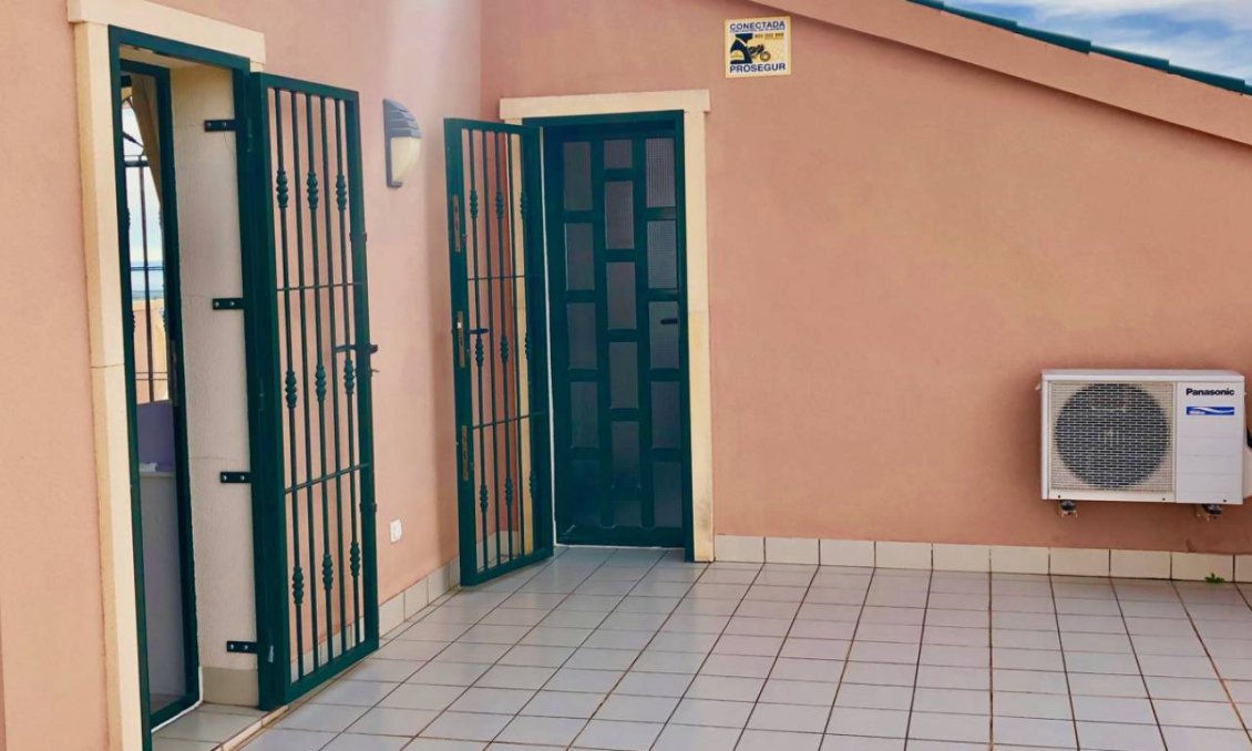 Használt Ingatlanok - Villa -
Ciudad Quesada - Costa Blanca