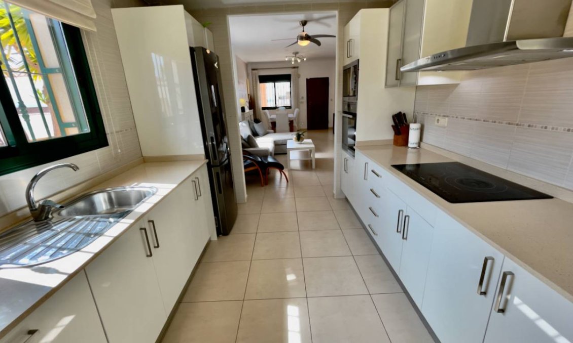 Használt Ingatlanok - Villa -
Ciudad Quesada - Costa Blanca