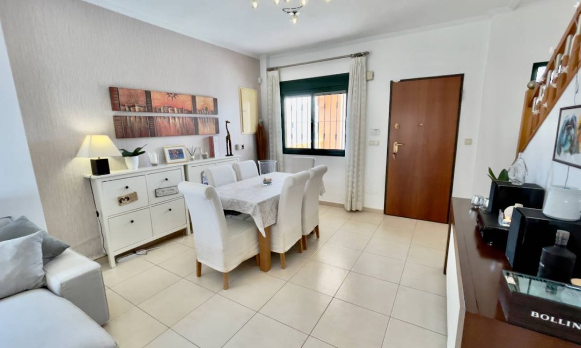 Használt Ingatlanok - Villa -
Ciudad Quesada - Costa Blanca