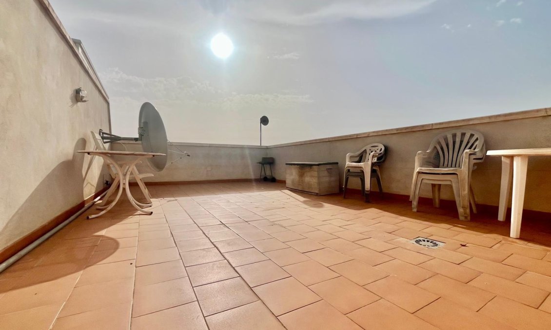 Resale - Bungalow -
Orihuela Costa - La Chismosa