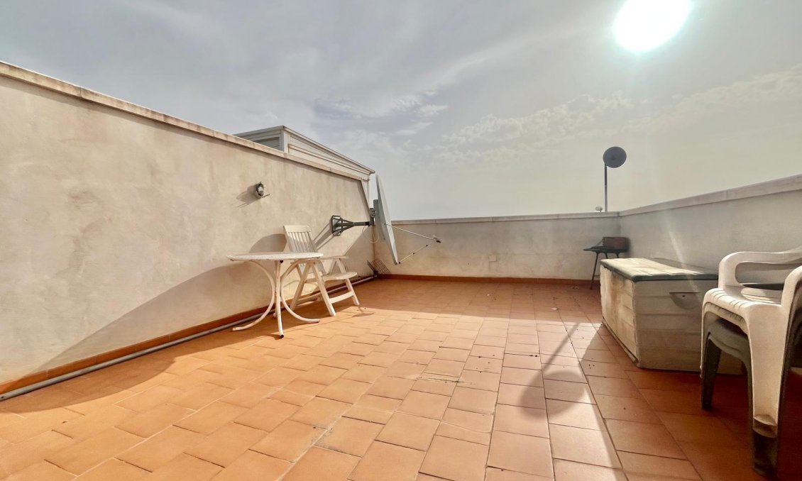 Resale - Bungalow -
Orihuela Costa - La Chismosa