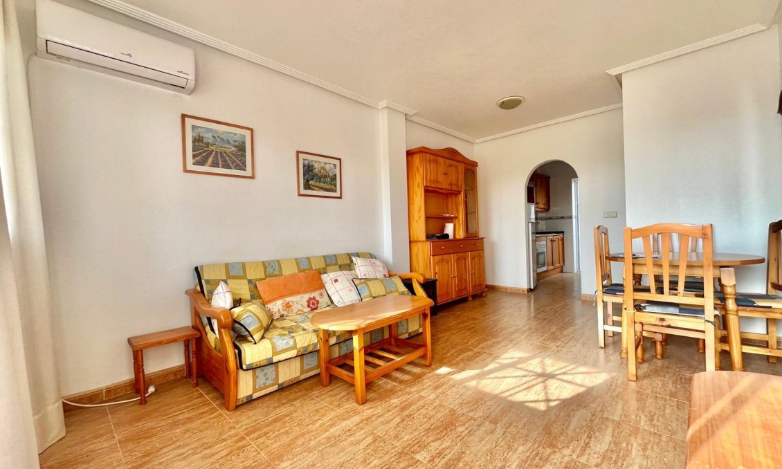 Resale - Bungalow -
Orihuela Costa - La Chismosa