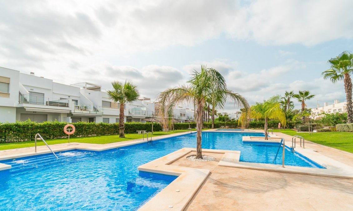 Segunda mano - Bungalow -
Vistabella Golf Entre Naranjos - Inland