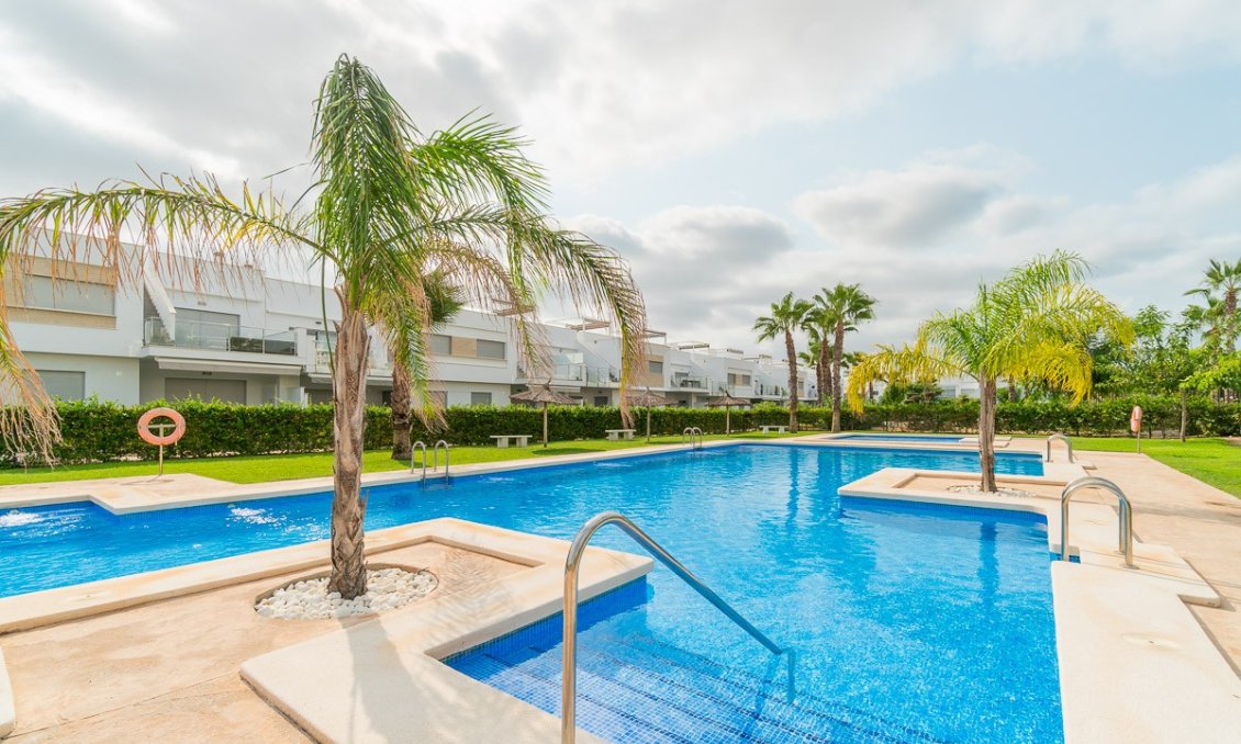 Segunda mano - Bungalow -
Vistabella Golf Entre Naranjos - Inland