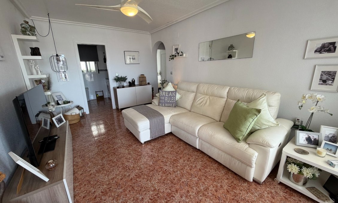 Segunda mano - Apartamento -
Orihuela - Inland