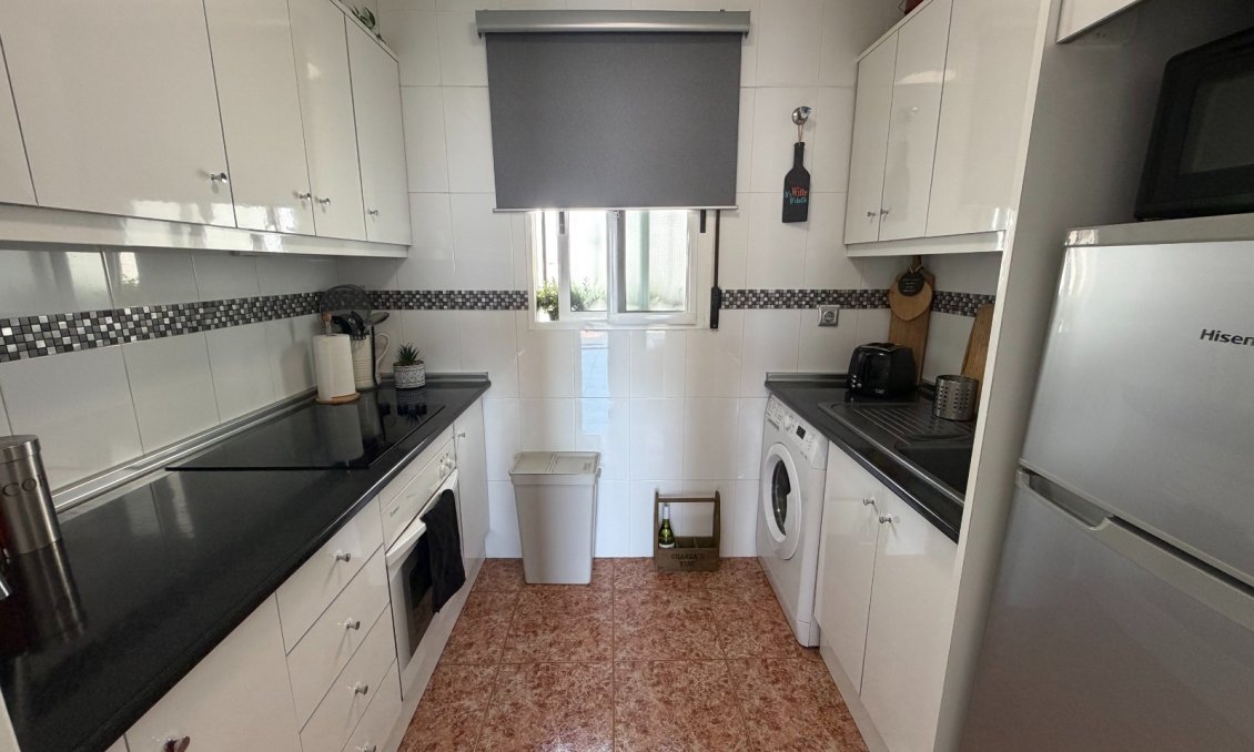Segunda mano - Apartamento -
Orihuela - Inland