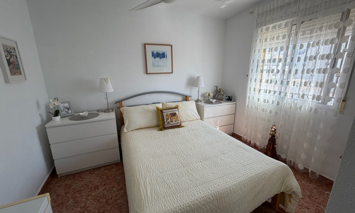Segunda mano - Apartamento -
Orihuela - Inland