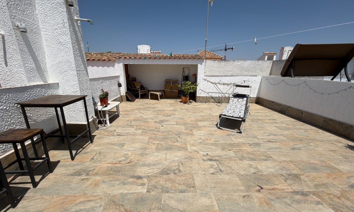 Segunda mano - Apartamento -
Orihuela - Inland