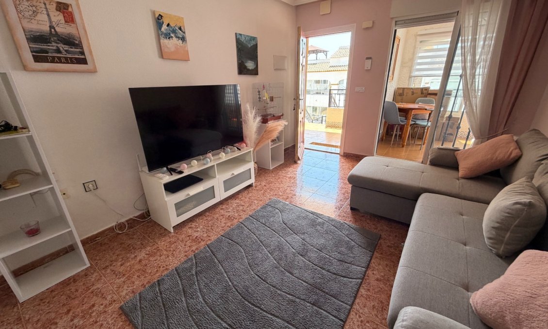 Segunda mano - Apartamento -
Orihuela - Inland