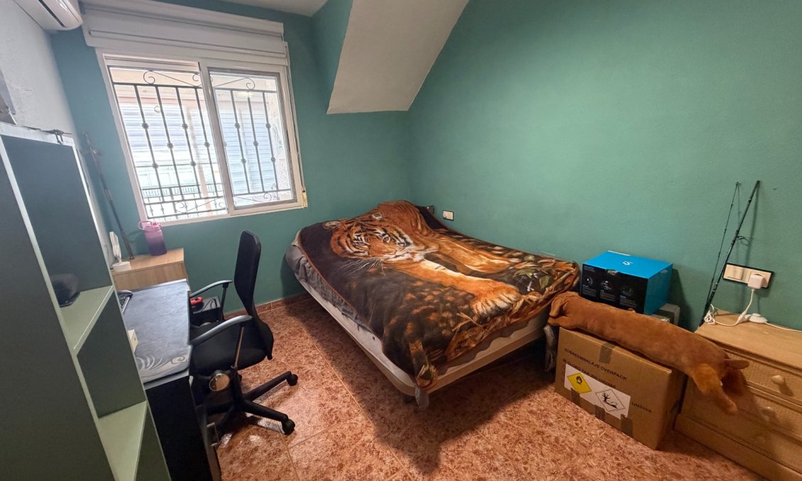 Segunda mano - Apartamento -
Orihuela - Inland