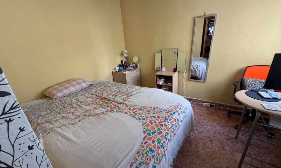 Segunda mano - Apartamento -
Orihuela - Inland