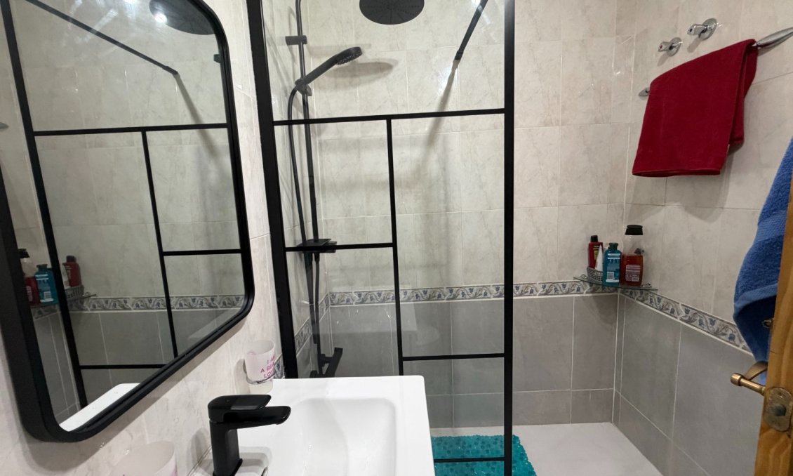 Segunda mano - Apartamento -
Orihuela - Inland