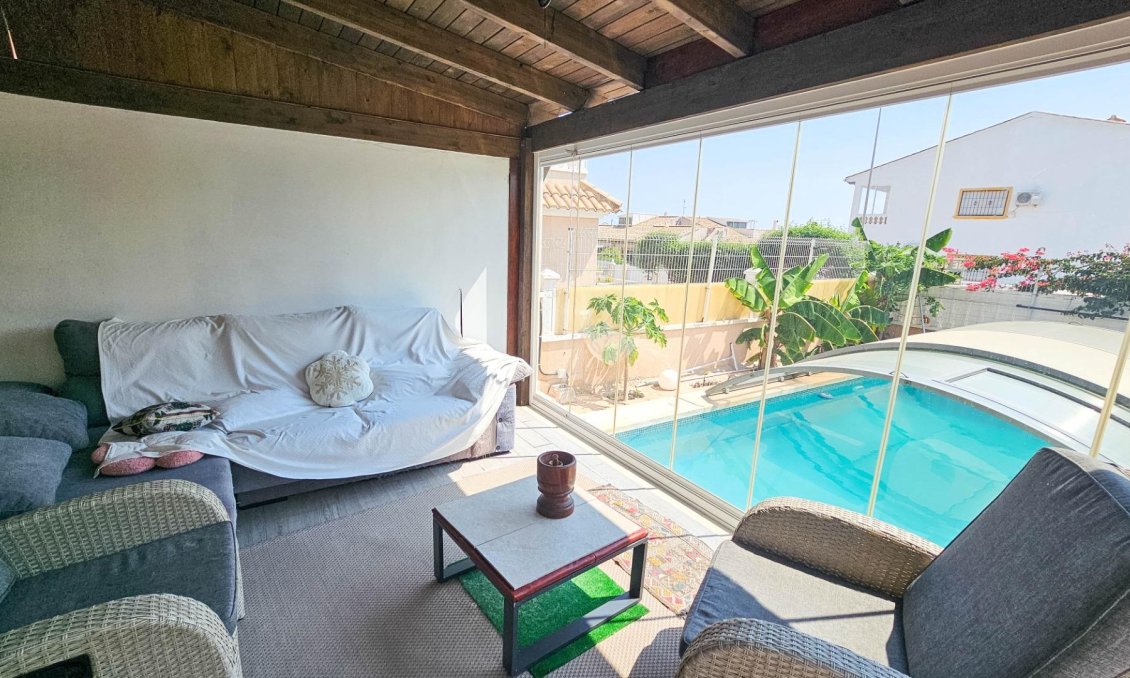 Használt Ingatlanok - Villa -
Orihuela Costa - Cabo Roig