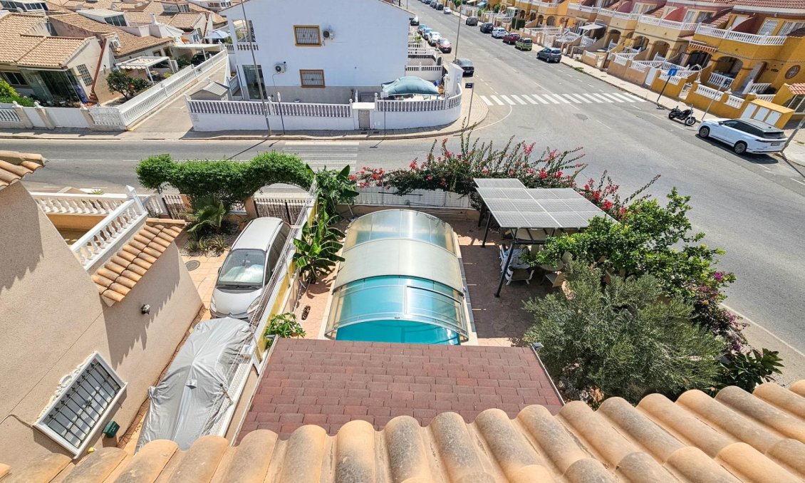Használt Ingatlanok - Villa -
Orihuela Costa - Cabo Roig