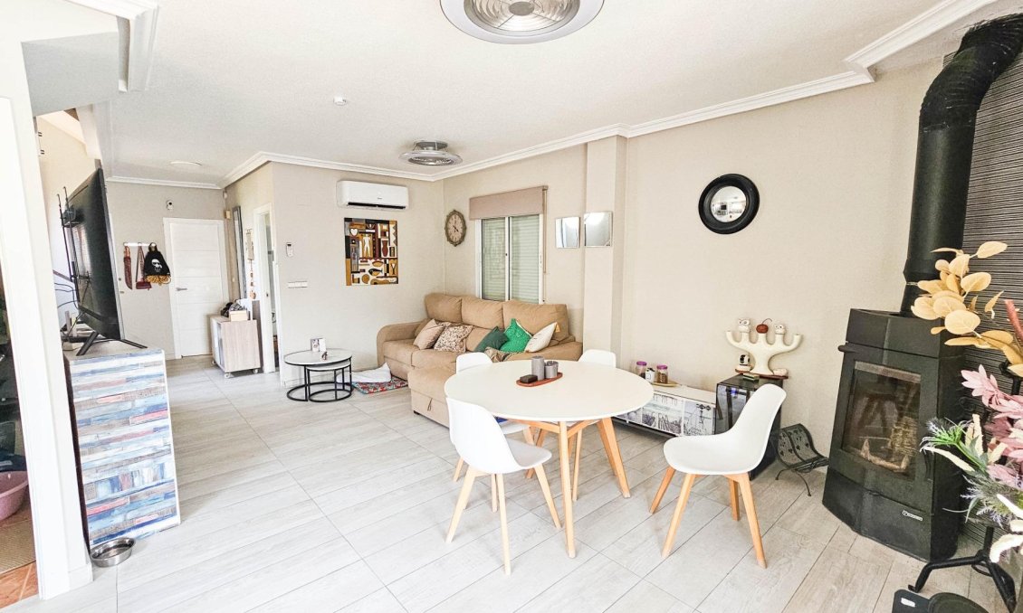 Használt Ingatlanok - Villa -
Orihuela Costa - Cabo Roig