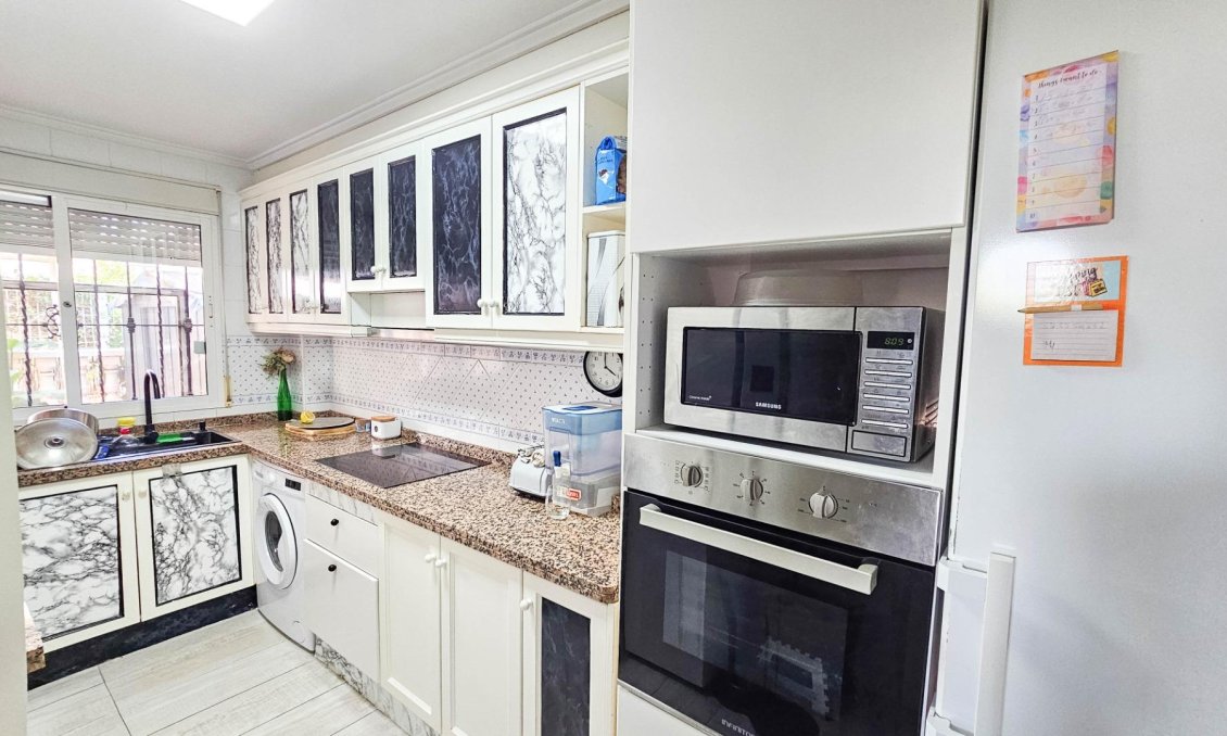 Használt Ingatlanok - Villa -
Orihuela Costa - Cabo Roig