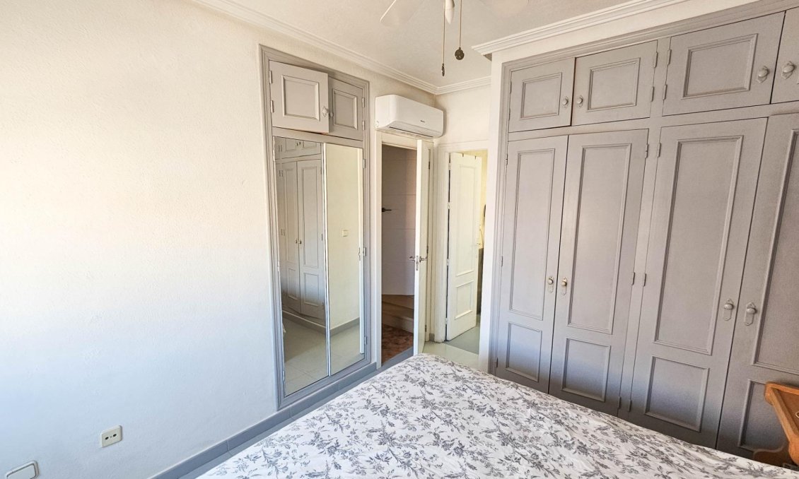 Használt Ingatlanok - Villa -
Orihuela Costa - Cabo Roig
