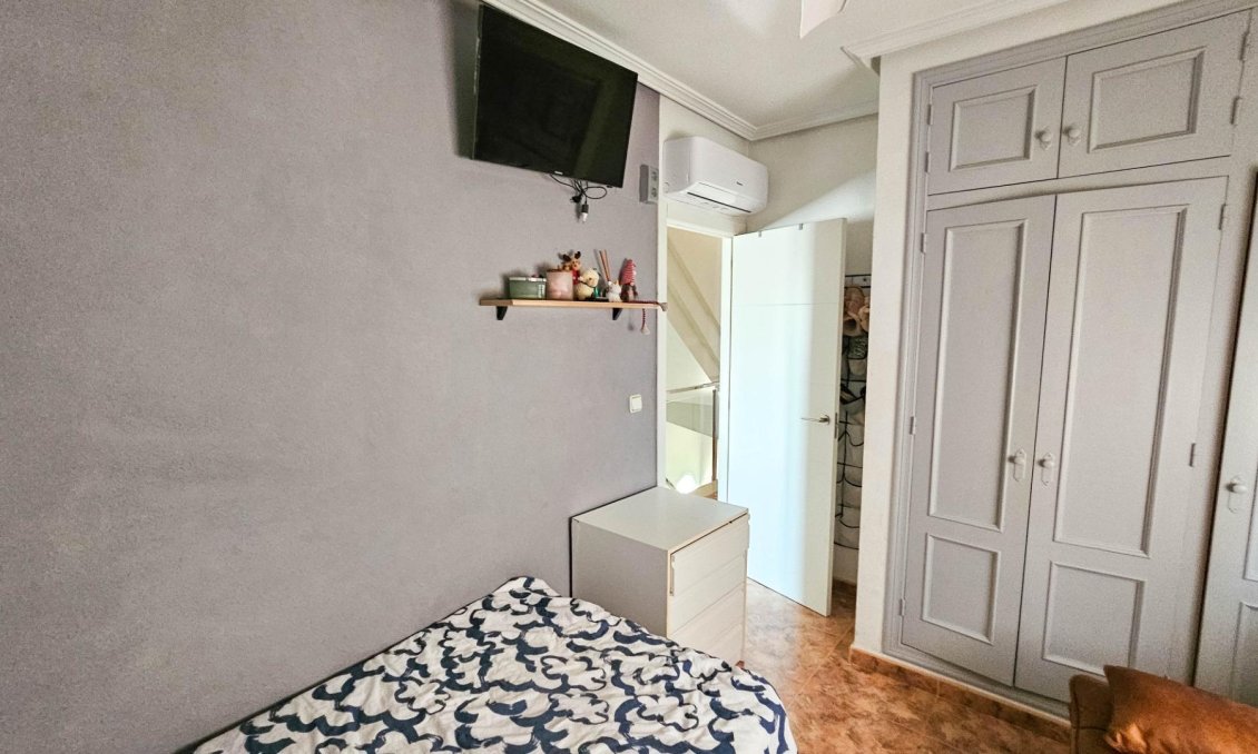 Használt Ingatlanok - Villa -
Orihuela Costa - Cabo Roig